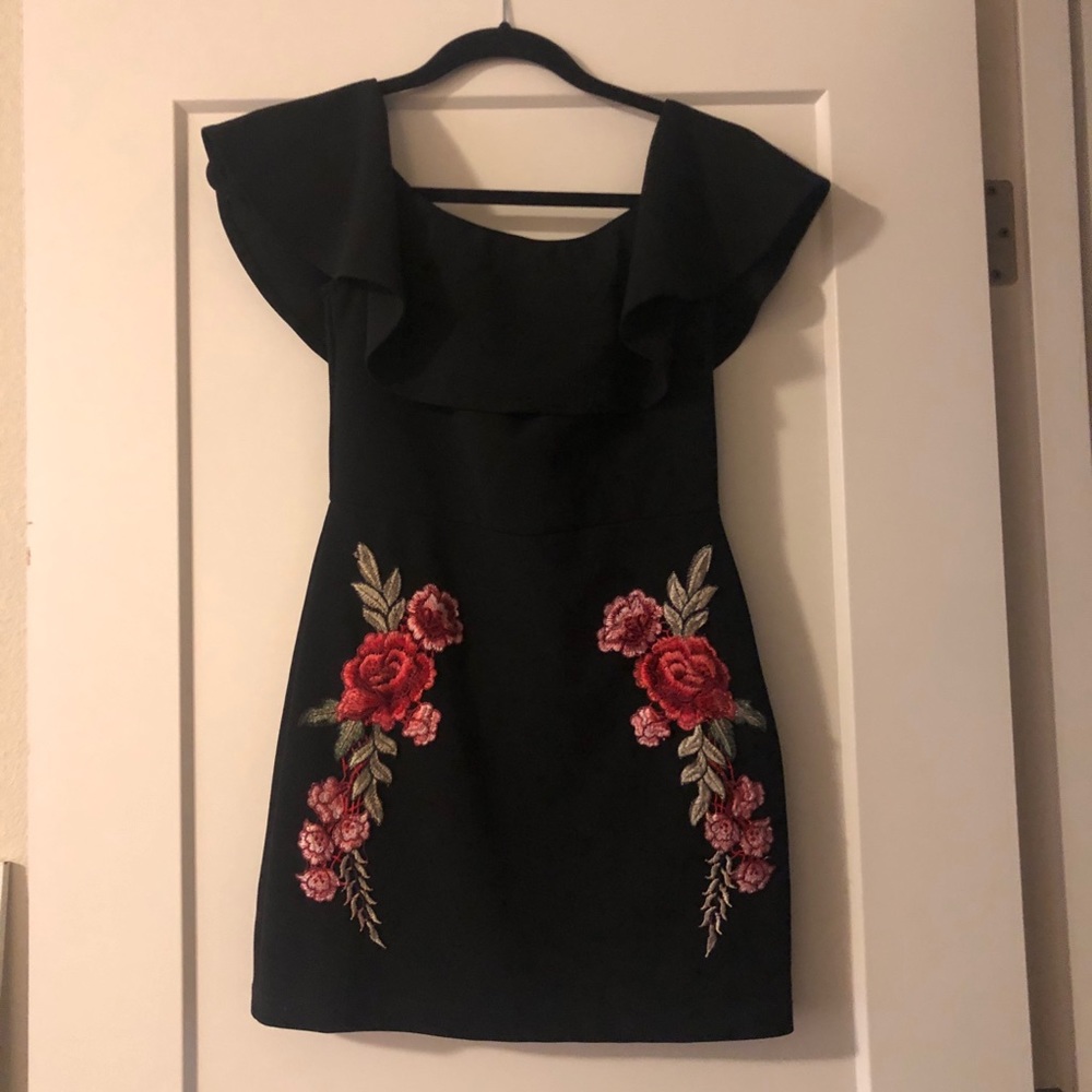 Black Off the shoulder Cocktail dress
